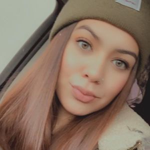 Meet your Posher, Joanely